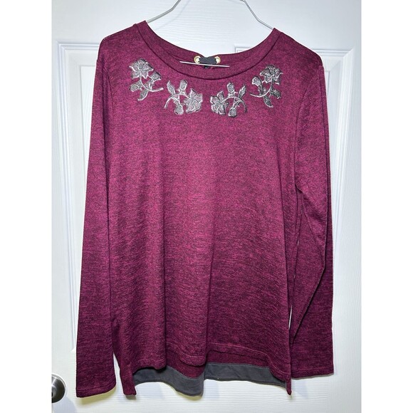 St. John’s Bay Women’s Embroidered Back Tie Keyhole Blouse Size Medium - Picture 1 of 7